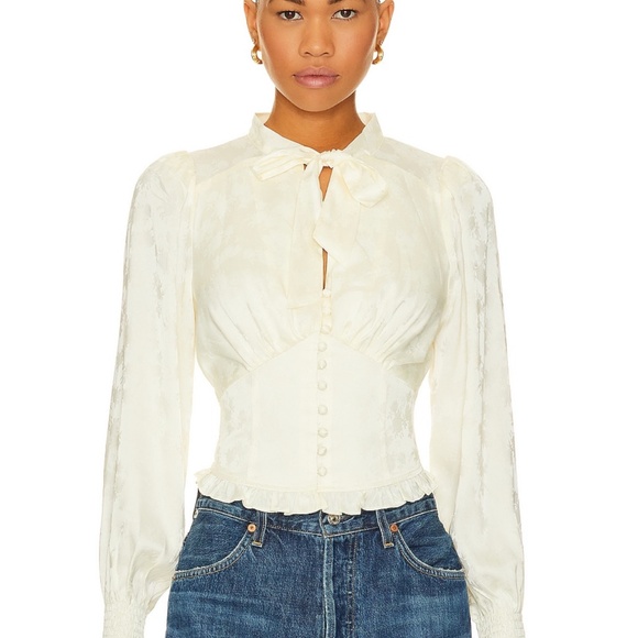 Revolve Hallie top in Ivory - Picture 1 of 4